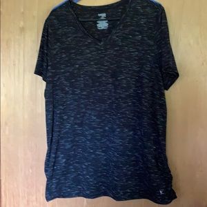 Tee excellent condition worn 1 time.